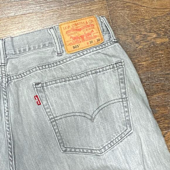 Levi’s 505 Light Grey Denim Jeans Size 38 x 30 Straight Leg - Picture 6 of 10
